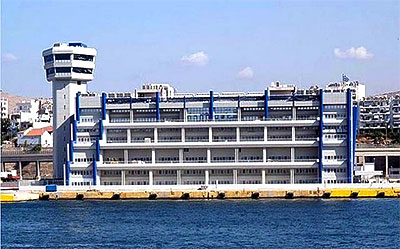 Πρωτοφανή αύξηση επιτοκίων